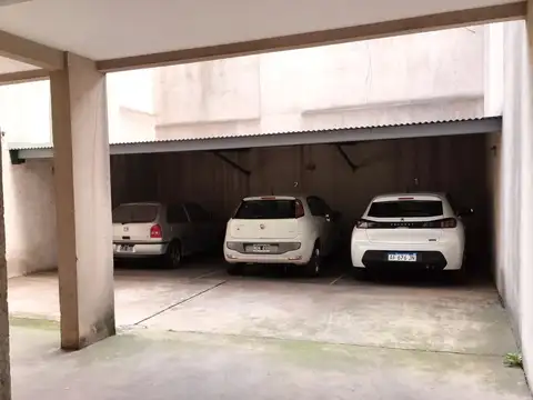 Cochera Venta macrocentro  fácil acceso