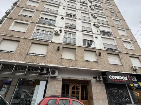 Departamento de 3 ambientes en Quilmes centro