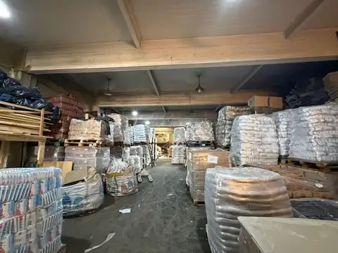 Galpon en Venta 12  mts Frente