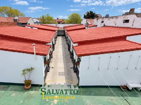 Depto Tipo Casa en Venta con 1 cocheras