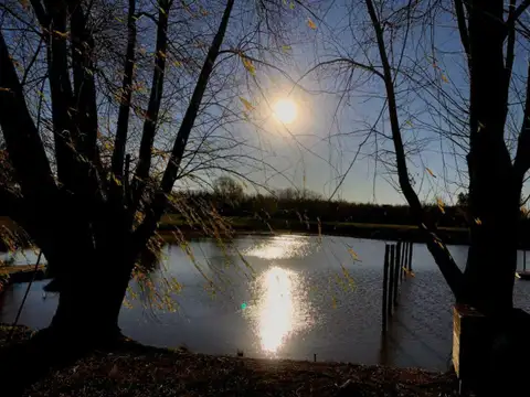 Casa en Alquiler con 1 cochera