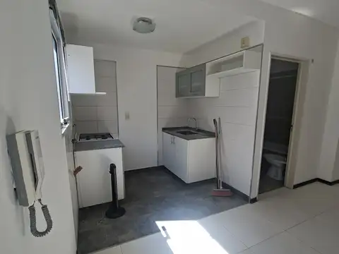 monoambien al frente 30m2 excelente inmueble