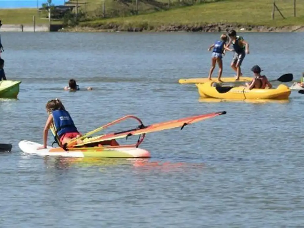 Terreno - 833  m² Total