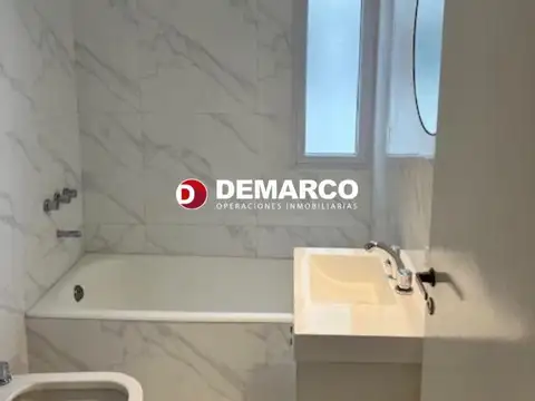 Federico Lacroze 1800, Piso 7°