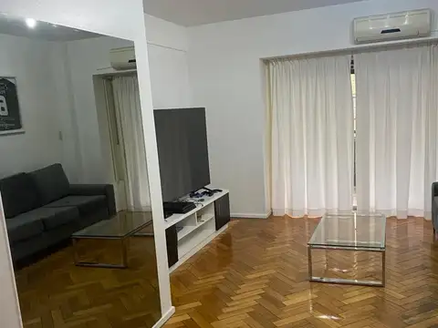 Departamento al frente con COCHERA.