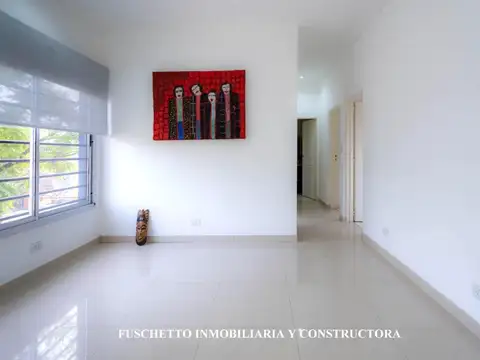 Casa 7 ambientes con 3 baños