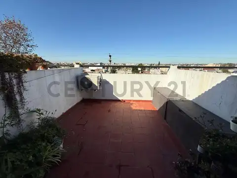 Alegria 1100, Piso 2