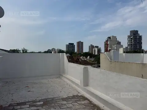 Departamento de 1 ambiente en alquiler por escalera en Olivos, Vte López