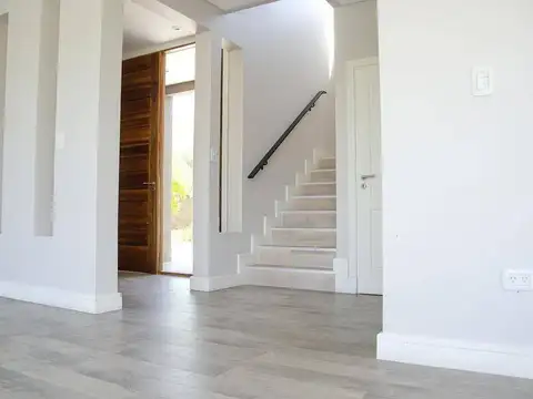 Casa en Venta 1 año