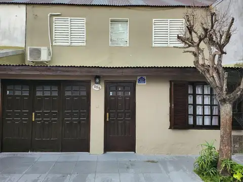Casa en venta La Plata- Ensenada