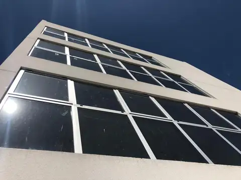 Oficina a estrenar 154 m² Cub c/ baños ambos sexos - S.Justo (Ctro)