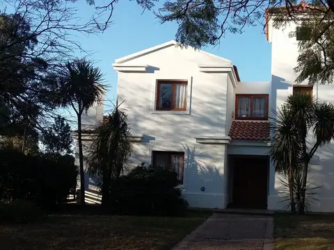 Country Jockey Club 1300