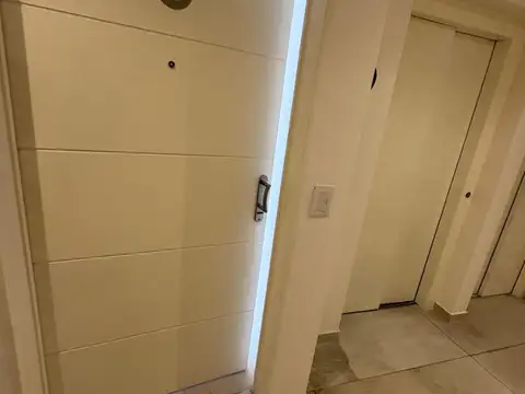 Departamento en Alquiler en Caseros, $ 650.000