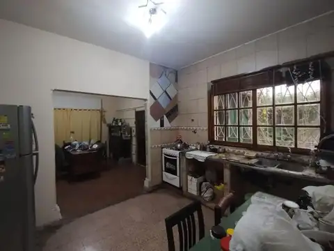 Casa 3 ambientes con 2 baños