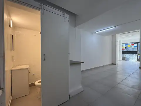 Local en Venta en Republica De La Sexta, USD 35.000
