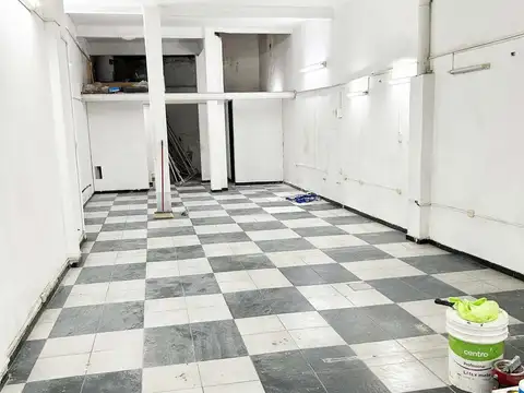 Local en Venta 35 años