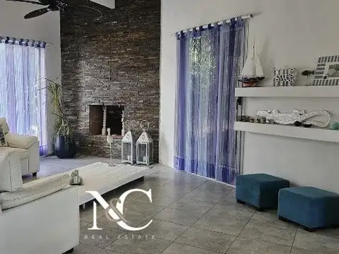 Casa en Venta en Costa Esmeralda, USD 250.000