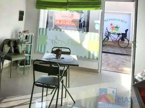 San Martin y Maipu  al 200