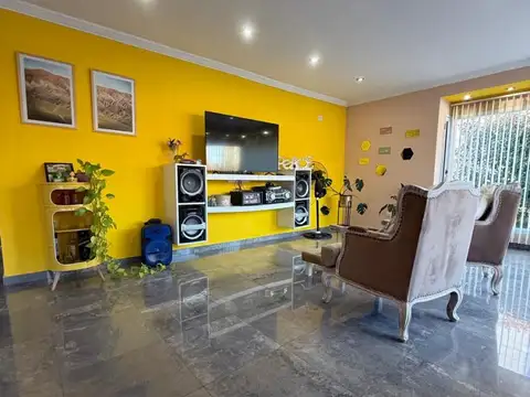 Casa - Alquiler - Argentina, La Matanza