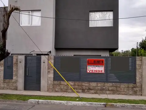 CASA RACIONALISTA A ESTRENAR - CON DETALLES DE CATEGORIA