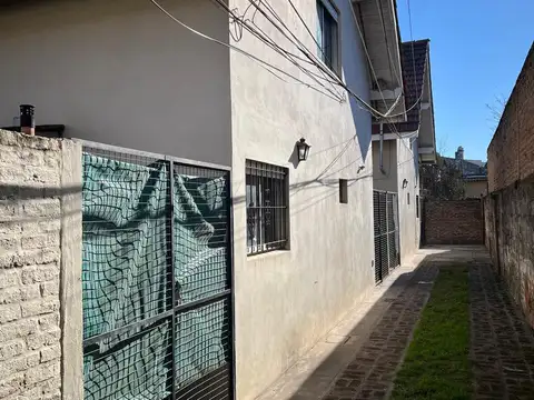 Avenida José Altube 1000