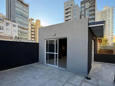 Depto Tipo Casa en Venta en Lanus Oeste, USD 95.900