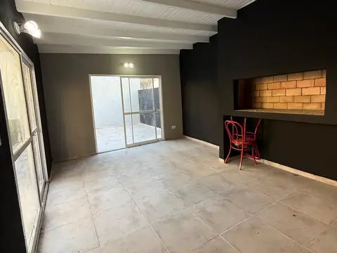 Depto Tipo Casa en Venta de 3 ambientes