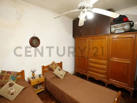 Casa en Venta en Los Hornos, USD 105.000