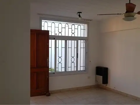 Casa en Alquiler de 1 dormitorio