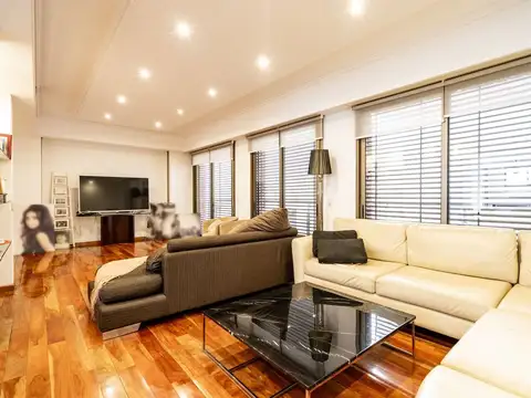CASA EN VENTA 6 AMBIENTES BARRACAS PATIO Y PARRILA