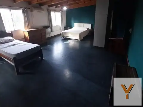 Depto Tipo Casa 3 ambientes con 2 baños