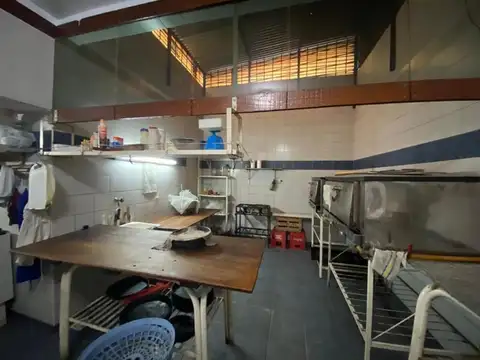 Local en Venta en Castelar, USD 180.000