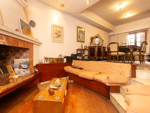 VENTA CASA EN HAEDO 4 AMB - PERMUTA