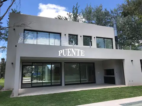 Saint Thomas Oeste - Casa en Venta con Renta