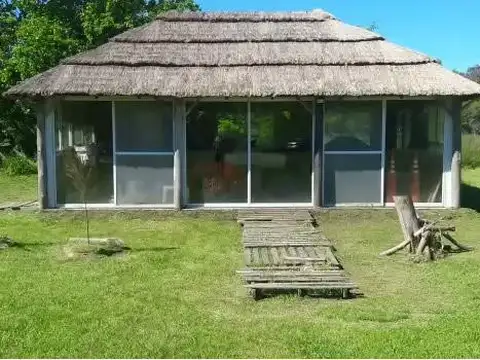 Quincho en venta Abasto en lote de  6000 m2 - Escritura directa!!!