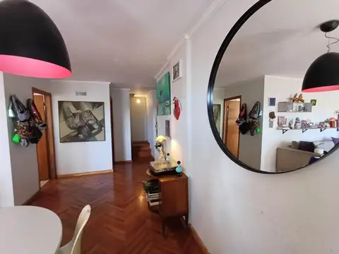Departamento en Venta con 2 cocheras