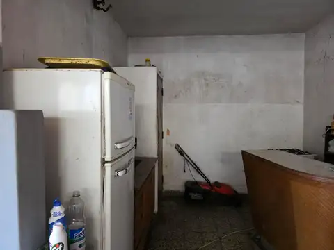 Casa 2 ambientes con 1 baño