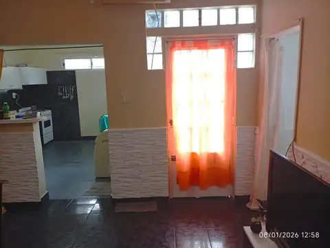 Depto Tipo Casa 2 ambientes con 1 baño