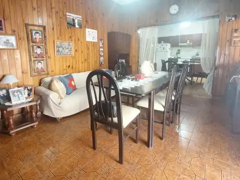 Depto Tipo Casa 4 ambientes con 1 baño