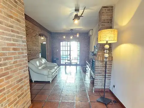 Depto Tipo Casa en Venta de 3 dormitorios