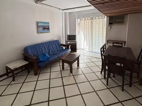 DEPARTAMENTO TRES AMBIENTES-MONSERRAT-ALQUILER TEMPORAL