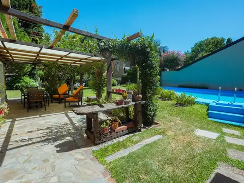 Casa en Venta en Granadero Baigorria, USD 190.000