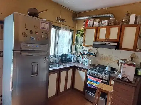 Casa 4 ambientes con 1 baño