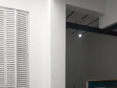 SE VENDE PH 2 AMB. GRANDE . CON PATIO Y ESPACIO AEREO PROPIO EN VILLA LURO