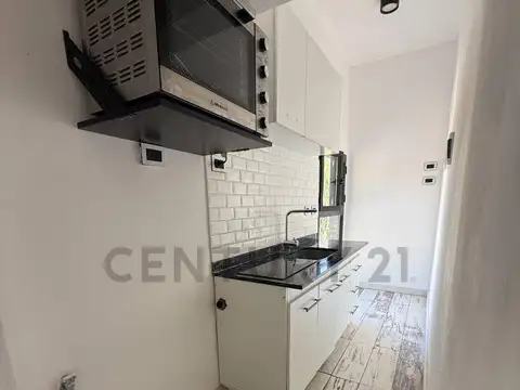 Departamento en Alquiler con 1 cocheras