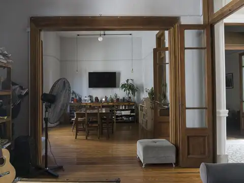 Depto Tipo Casa en Venta de 5 ambientes