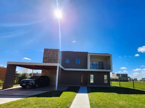 Casa en Venta en San Sebastian, USD 225.000