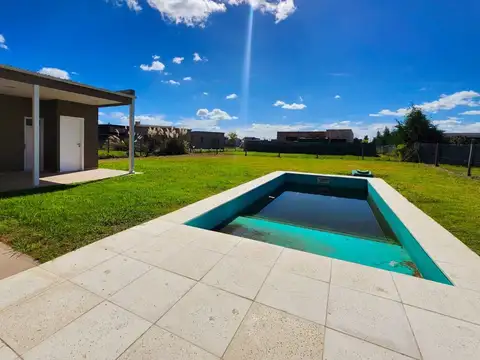 VENTA CASA 4 AMBIENTES SAN SEBASTIAN ESCRITURA