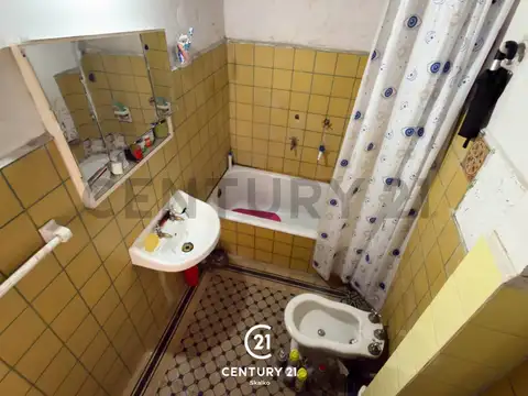 VENTA DEPARTAMENTO PASILLO 2 DORMITORIOS PATIO Y TERRAZA MARTIN