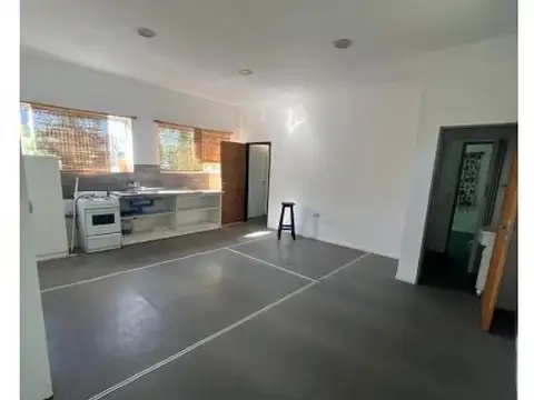 Local en Venta en Funes, USD 77.000